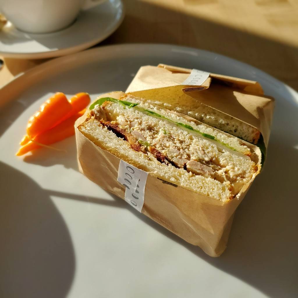 White Wolf Japanese Patisserie | bakery | 31 E 14 Mile Rd, Clawson, MI 48017, USA | 2482683349 OR +1 248-268-3349