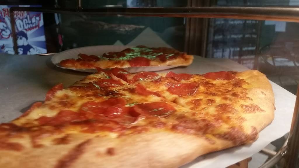 Ralph & Rosie Delicatessen | restaurant | 19 N Lake Ave, Bergen, NY 14416, USA | 5854942049 OR +1 585-494-2049