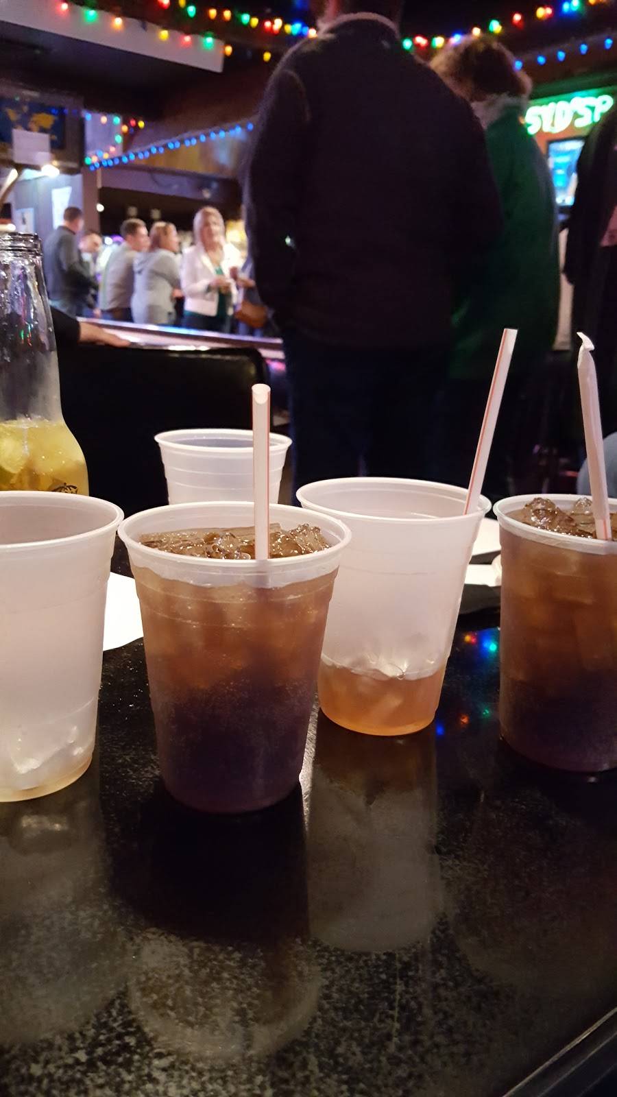 Syds Fine Food & Spirits | restaurant | 808 Logan St, Noblesville, IN 46060, USA | 3177736132 OR +1 317-773-6132