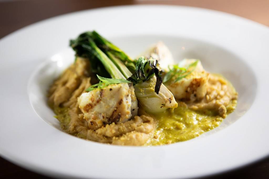 NOSH Restaurant & Bar | restaurant | 267 VT-100, West Dover, VT 05356, USA | 8024648600 OR +1 802-464-8600