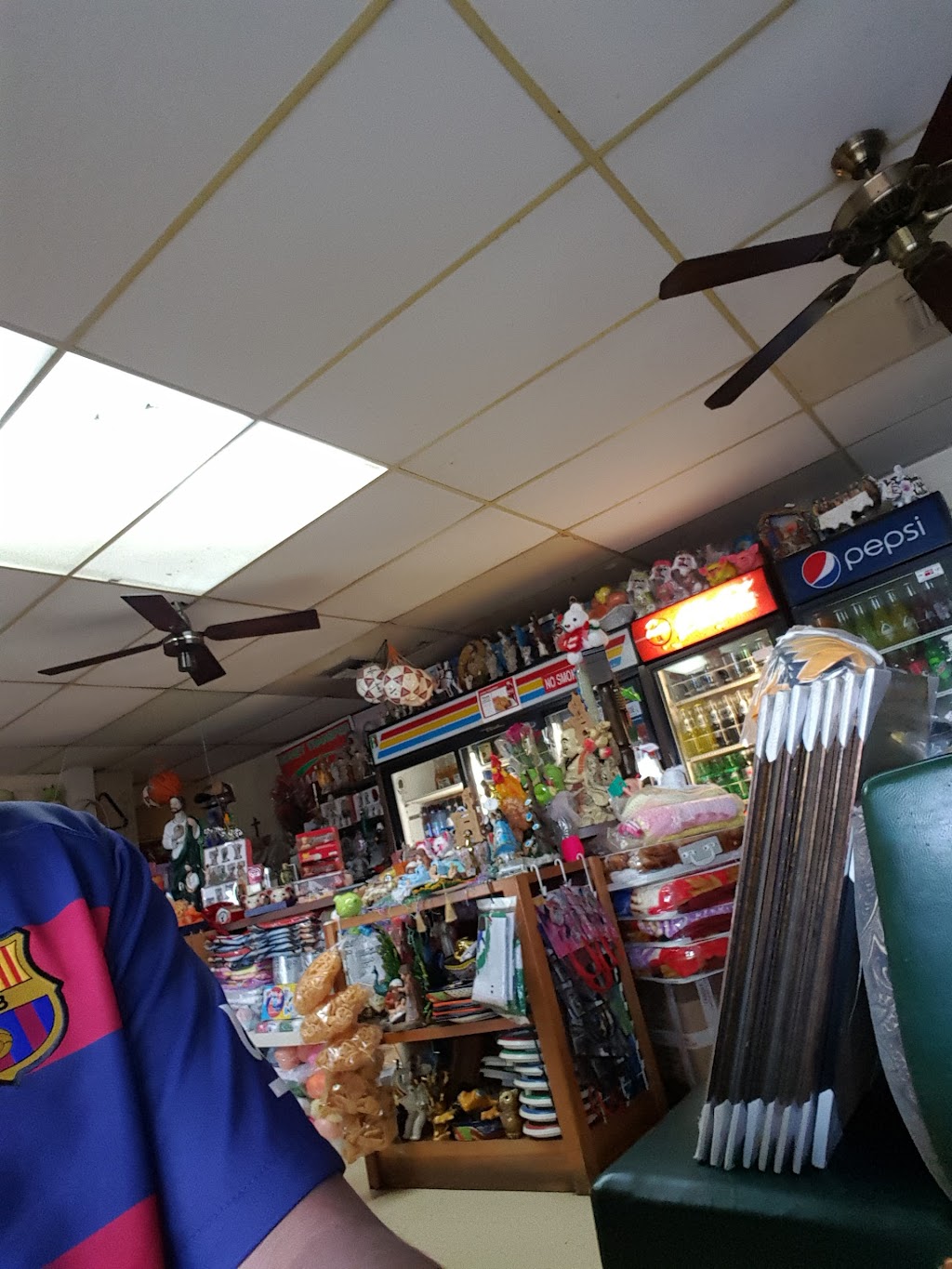 Mi Tierra Restaurant | restaurant | 1628 Airport Rd, Belle Glade, FL 33430, USA | 5619961862 OR +1 561-996-1862