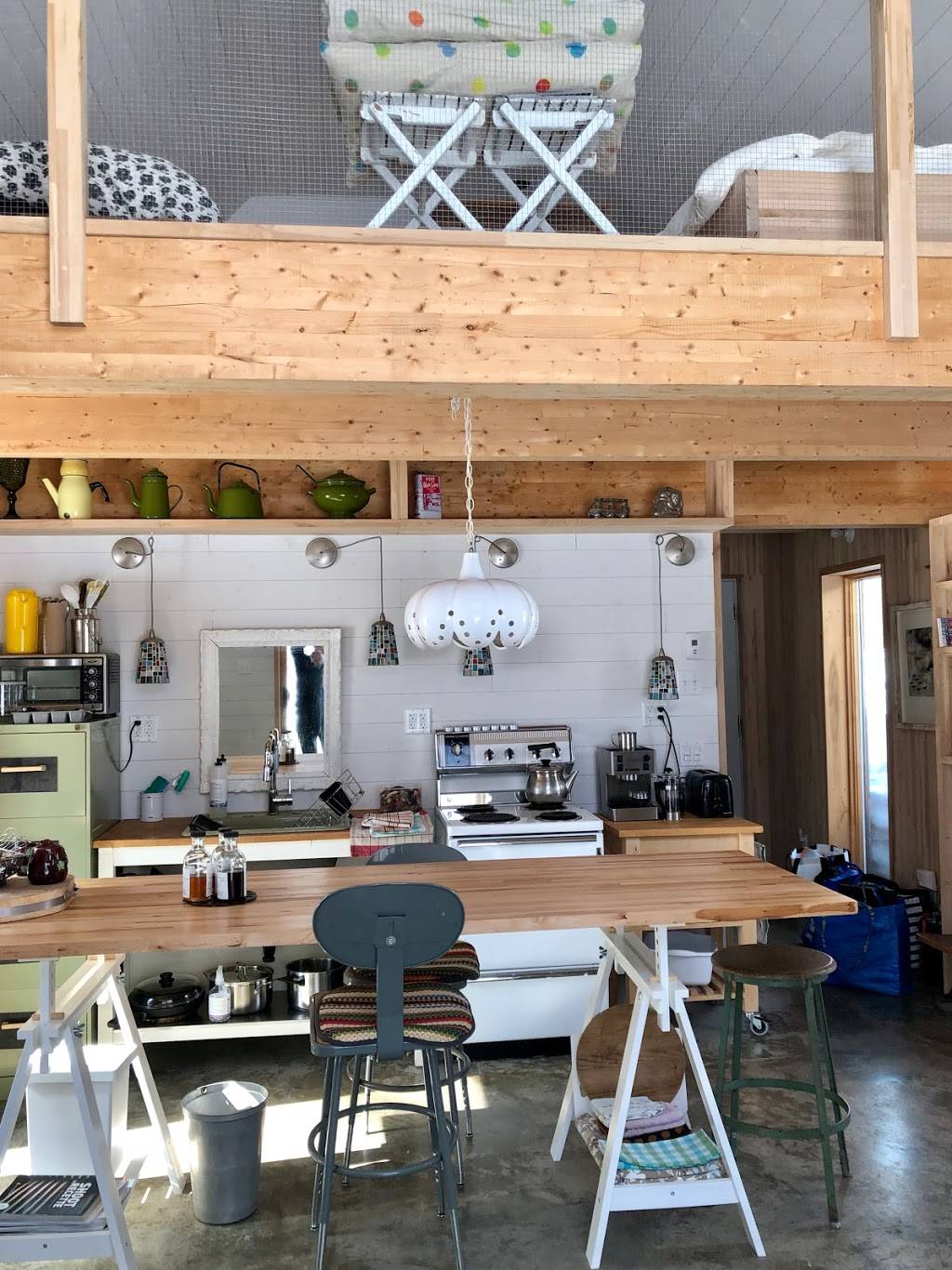 Larguer les samares | restaurant | 705 Rue Notre Dame, Saint-Casimir, QC G0A 3L0, Canada | 5149924743 OR +1 514-992-4743