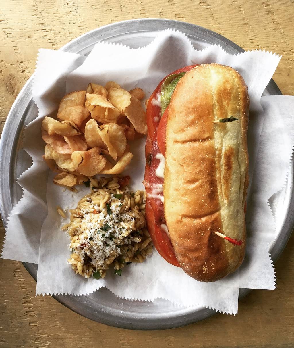 Catch-a-Fire Pizza | restaurant | 3301 Madison Rd, Cincinnati, OH 45209, USA | 5134418565 OR +1 513-441-8565