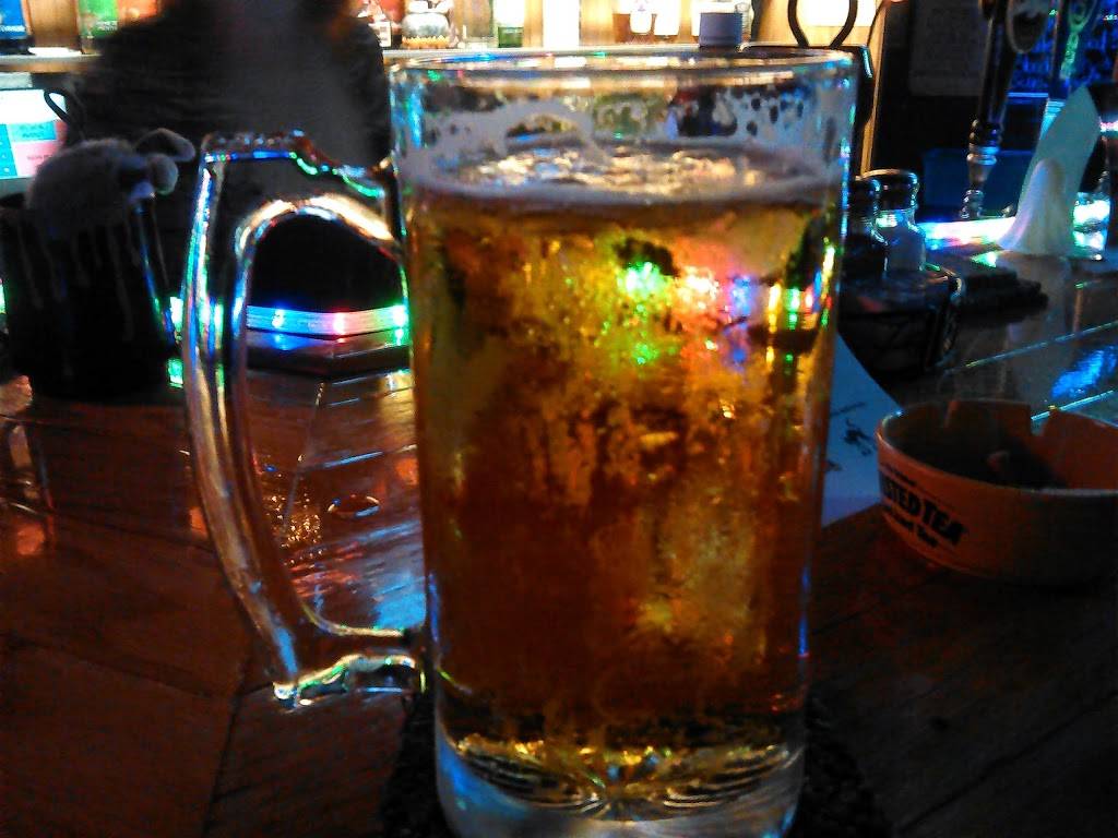 Stringtown Bar & Grill | restaurant | 255 Main St, Florence, KY 41042, USA | 8593718222 OR +1 859-371-8222