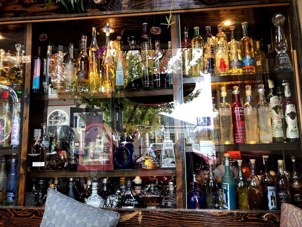 Fridas Gourmet Mexican Cuisine | restaurant | 416 1/2 Commercial Ave, Anacortes, WA 98221, USA | 3602992120 OR +1 360-299-2120