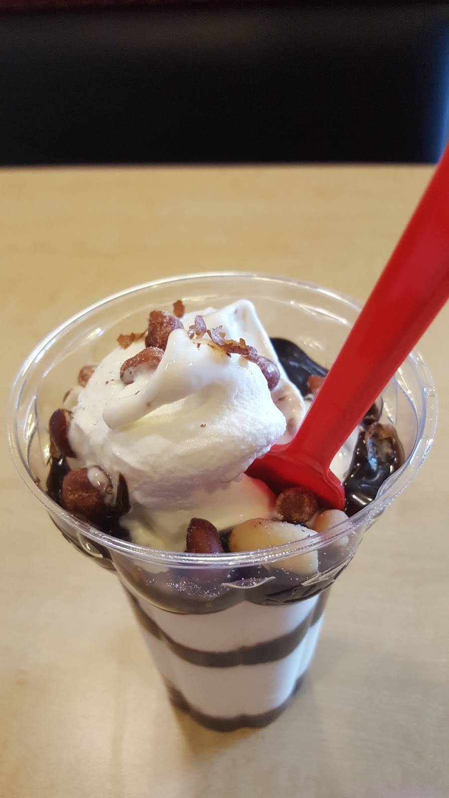 Dairy Queen Grill & Chill | restaurant | 917 S Saginaw Rd, Midland, MI 48640, USA | 9894863663 OR +1 989-486-3663