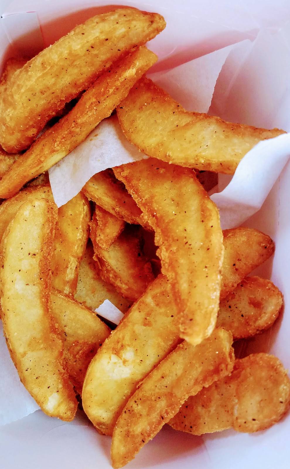 KFC | restaurant | 5650 Hedge Lane Terrace, Shawnee, KS 66226, USA | 9134416585 OR +1 913-441-6585