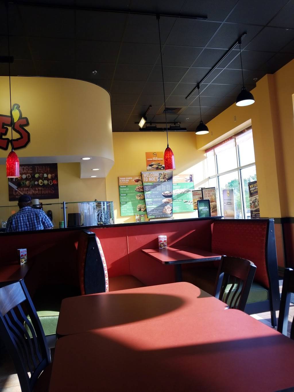 Moes Southwest Grill | restaurant | 909 Hartford Turnpike, Waterford, CT 06385, USA | 8605749059 OR +1 860-574-9059