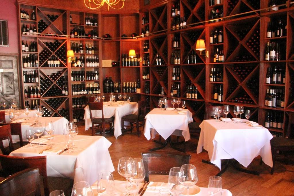 Stage Left Steak | restaurant | 5 Livingston Ave, New Brunswick, NJ 08901, USA | 7328284444 OR +1 732-828-4444