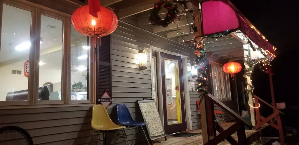 Wok N Roll | restaurant | 49 Park St, Ayer, MA 01432, USA | 9787724526 OR +1 978-772-4526