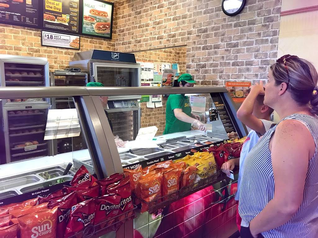 Subway | restaurant | 150 Bay Area Blvd, Webster, TX 77598, USA | 2813324900 OR +1 281-332-4900