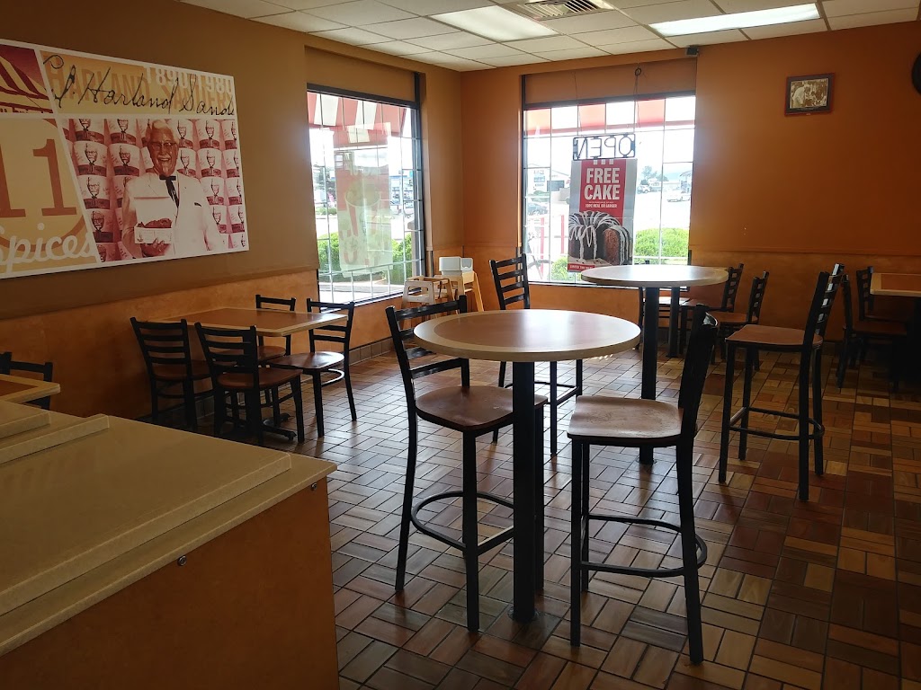 KFC | restaurant | 7860 E. Highway 69, Prescott Valley, AZ 86314, USA | 9287728678 OR +1 928-772-8678