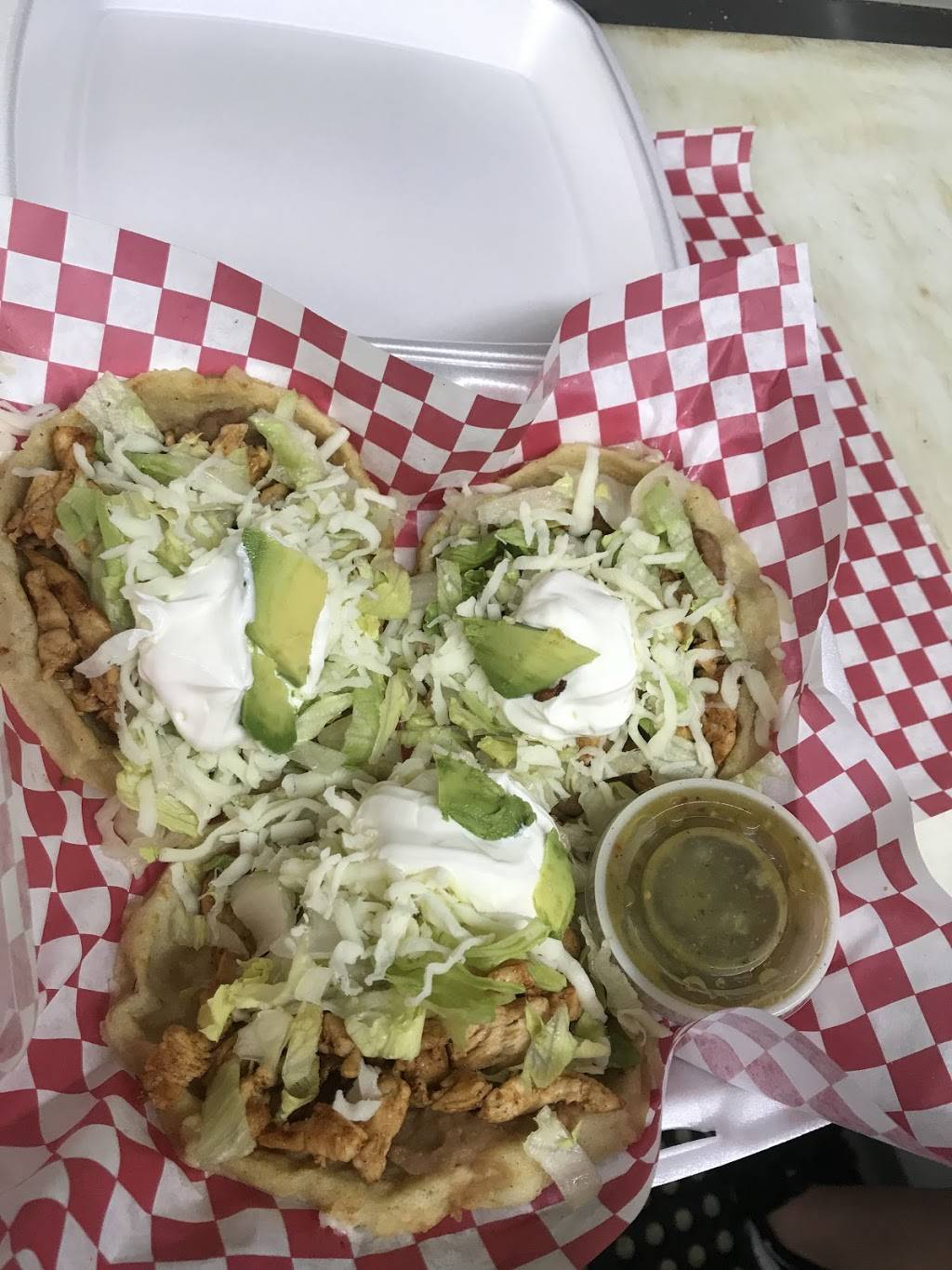 North of the Border Authentic Mexican Food | restaurant | 580 W Church St, Lexington, TN 38351, USA | 7313169749 OR +1 731-316-9749