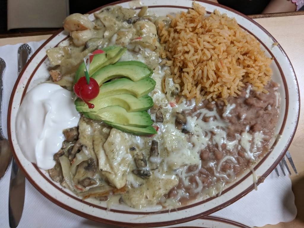 La Azteca | restaurant | 1420 S McDowell Blvd, Petaluma, CA 94954, USA | 7077636844 OR +1 707-763-6844