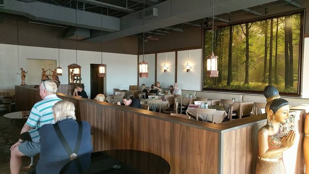 Thai Chili | restaurant | 210 S US-377, Roanoke, TX 76262, USA | 6825024843 OR +1 682-502-4843