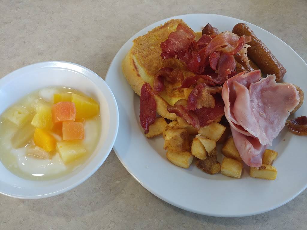 Country Chalet Restaurant | restaurant | 6526 Main St, Niagara Falls, ON L2G 3Z6, Canada | 9053711058 OR +1 905-371-1058