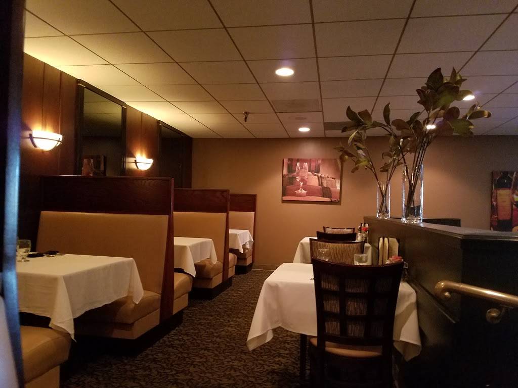 Trostels Greenbriar | restaurant | 5810 Merle Hay Rd, Johnston, IA 50131, USA | 5152530124 OR +1 515-253-0124