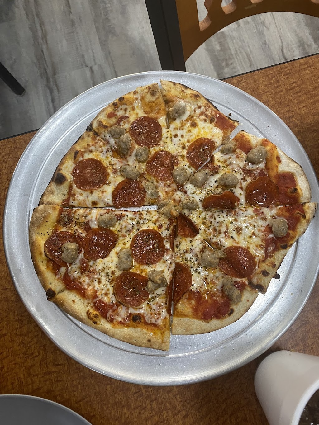 Backdoor Brick Oven | restaurant | 1300 S Business 61 1, Bowling Green, MO 63334, USA | 5733244444 OR +1 573-324-4444