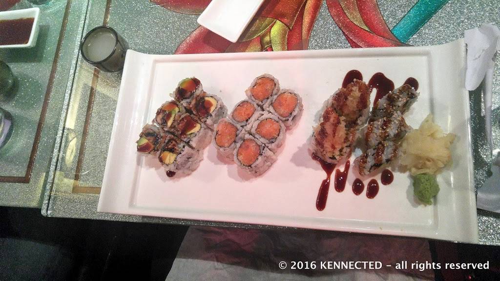 Royal Siam | restaurant | 240 8th Ave, New York, NY 10011, USA | 2127411732 OR +1 212-741-1732