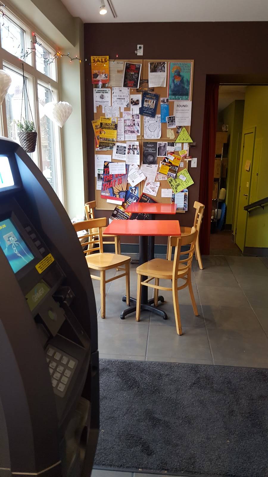 The Green Line Cafe | meal takeaway | 4426 Locust St, Philadelphia, PA 19104, USA | 2152220799 OR +1 215-222-0799