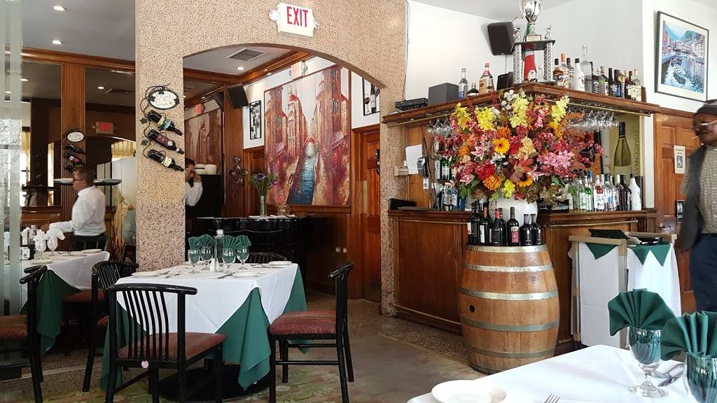 Portofino | restaurant | 109-32 Ascan Ave, Forest Hills, NY 11375, USA | 7182611239 OR +1 718-261-1239