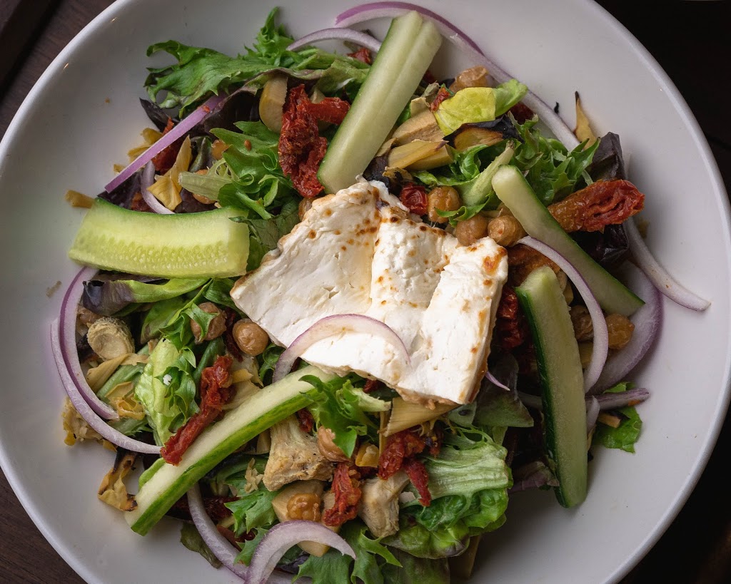 Tribute Eatery & Bar | restaurant | 901 E 2nd Ave Suite 100, Coralville, IA 52241, USA | 3195691550 OR +1 319-569-1550