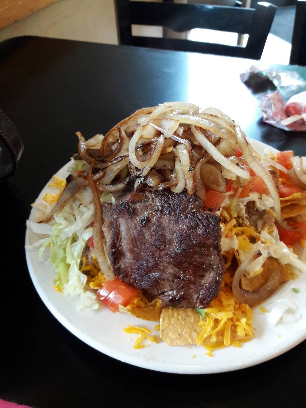 Super Burrito Express | restaurant | 10506 SE 42nd Ave, Milwaukie, OR 97222, USA | 5037869370 OR +1 503-786-9370