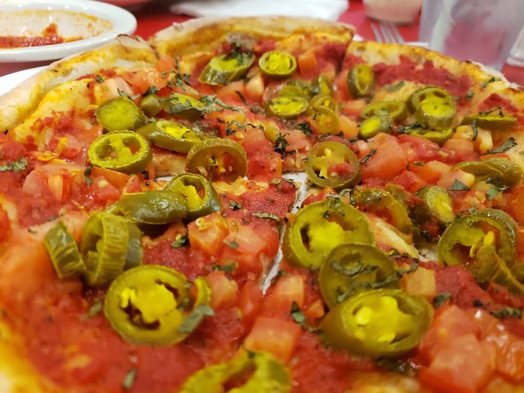 Goombas Pizzeria | restaurant | 2395 S Hwy 27, Clermont, FL 34711, USA | 3529894403 OR +1 352-989-4403