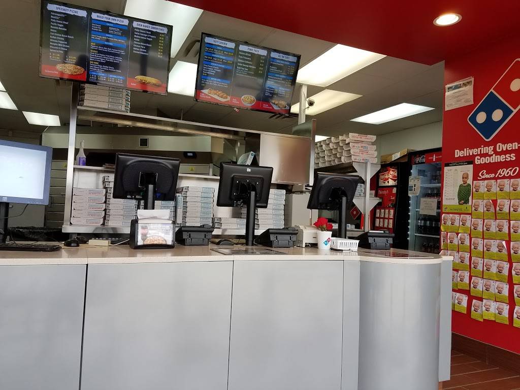 Dominos Pizza | meal delivery | 700 N Loop 340, Bellmead, TX 76705, USA | 2547993030 OR +1 254-799-3030