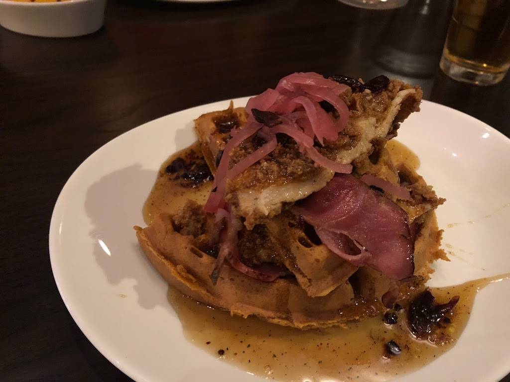 Jake & Eli | restaurant | 160 E Flamingo Rd, Las Vegas, NV 89109, USA | 7028365900 OR +1 702-836-5900