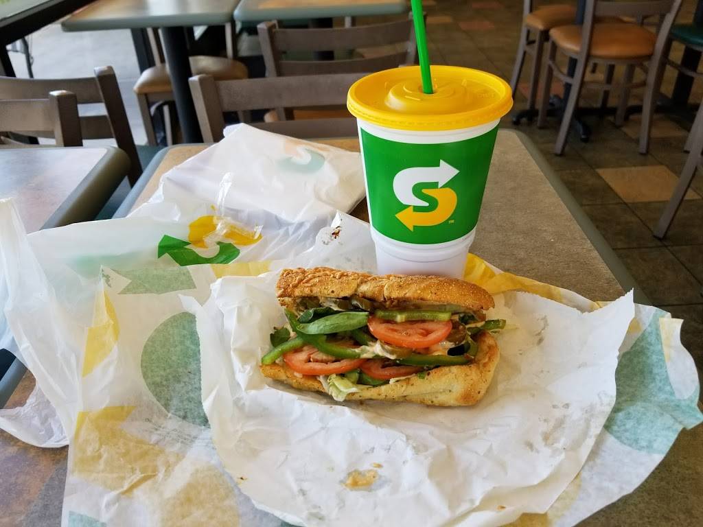 Subway | restaurant | 3300 N Hayden Rd B, Scottsdale, AZ 85251, USA | 4809414828 OR +1 480-941-4828