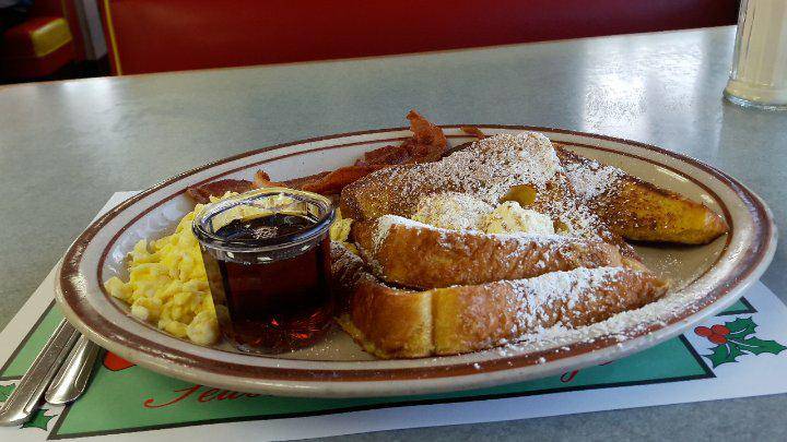 Angelos Burgers | restaurant | brookhurst Shopping Center,, Brookhurst Shopping Center,, 2235 W Ball Rd, Anaheim, CA 92804, USA | 7147745508 OR +1 714-774-5508