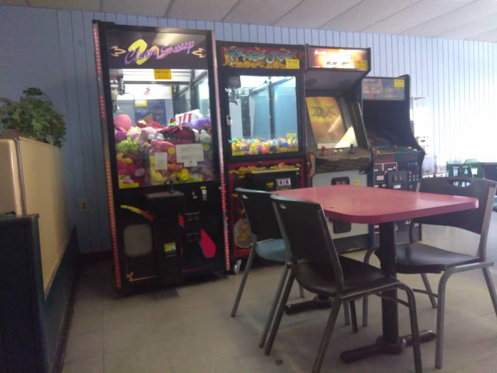 Burger Factory | restaurant | 313 Central Ave, Shafter, CA 93263, USA | 6617469135 OR +1 661-746-9135