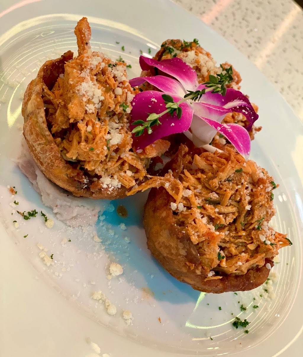 Zona Lounge | restaurant | 195 Niantic Ave, Cranston, RI 02907, USA | 4012709305 OR +1 401-270-9305