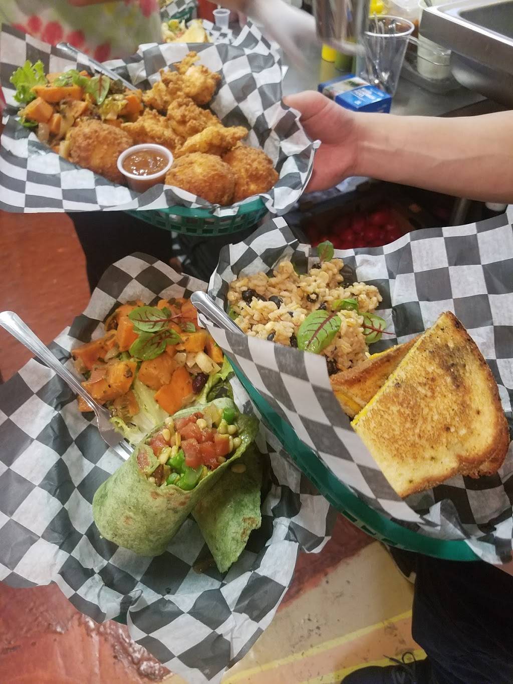 The Melt RVA | restaurant | 3027 W Cary St, Richmond, VA 23221, USA | 8043582132 OR +1 804-358-2132