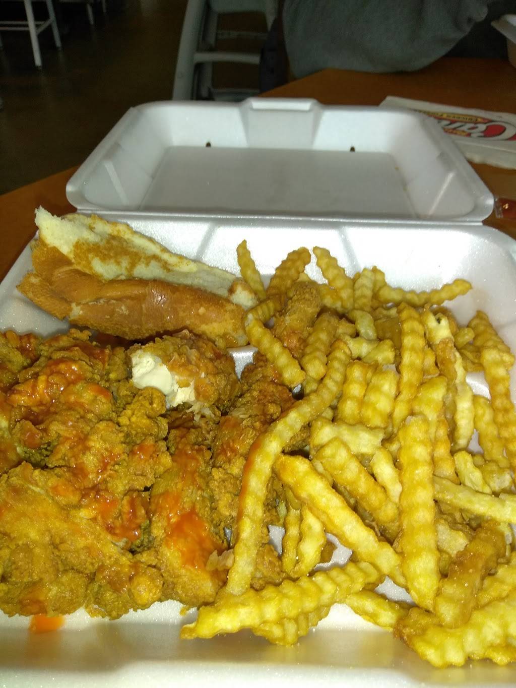 Raising Canes Chicken Fingers | meal takeaway | 9581 Sawmill Pkwy, Powell, OH 43065, USA | 6143894968 OR +1 614-389-4968
