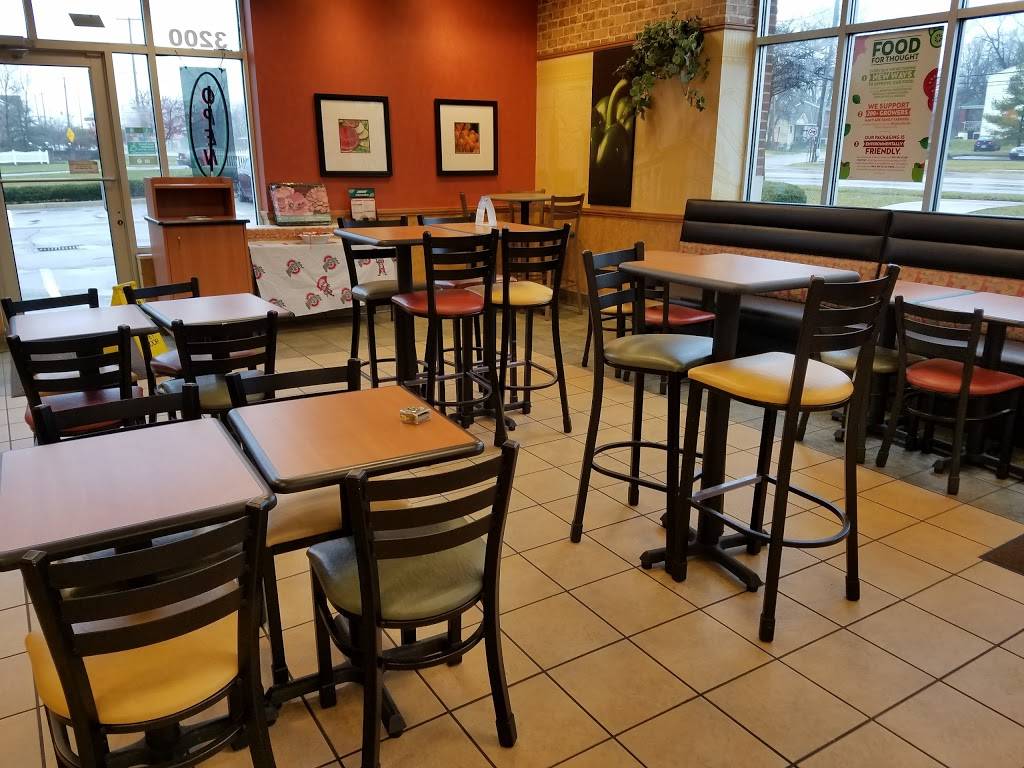 Subway | restaurant | 3200 Broadway A, Grove City, OH 43123, USA | 6148752300 OR +1 614-875-2300