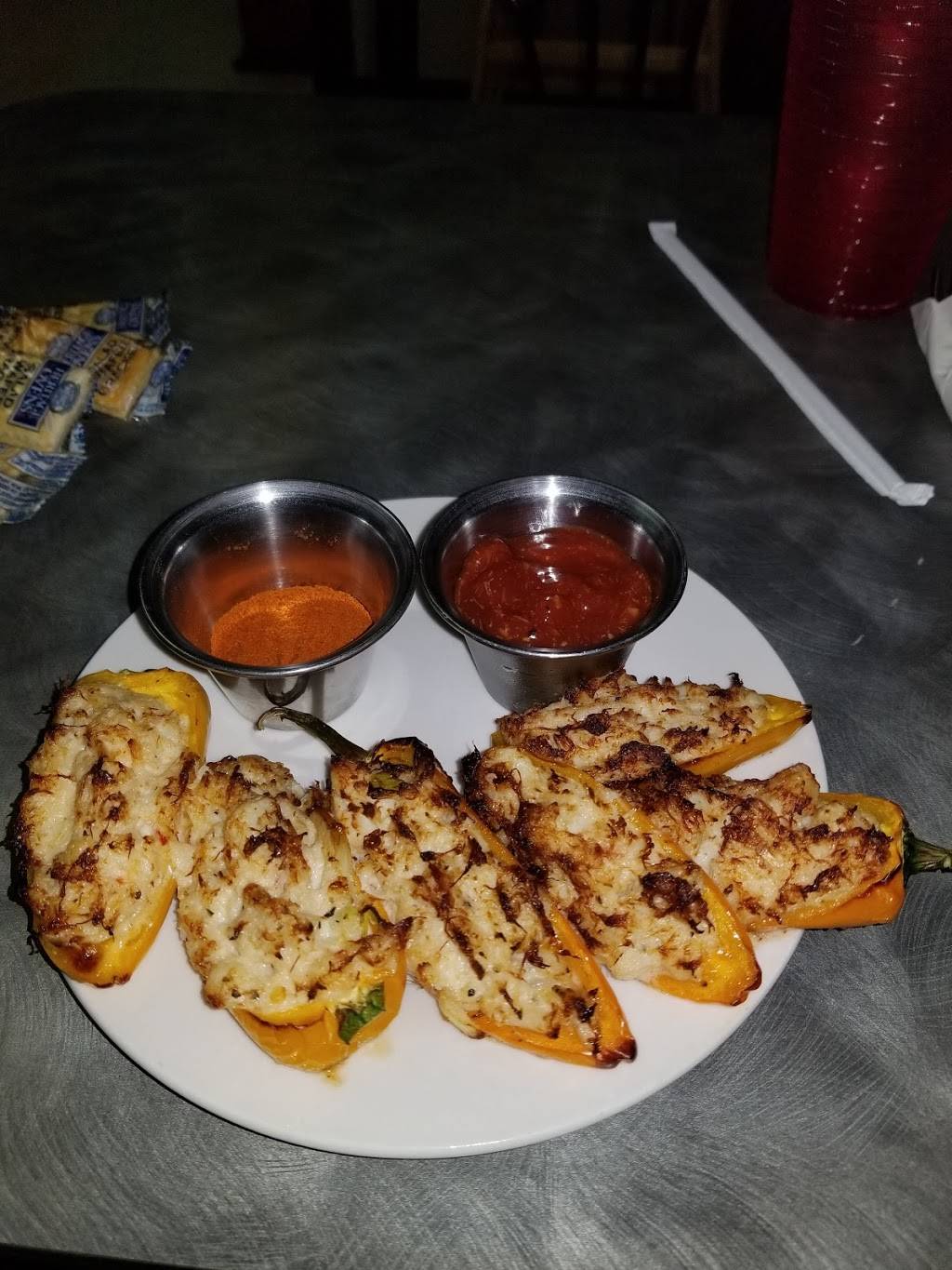 Clam Diggers Seafood | restaurant | 109 S Bridge St, Bedford, VA 24523, USA | 5405876727 OR +1 540-587-6727