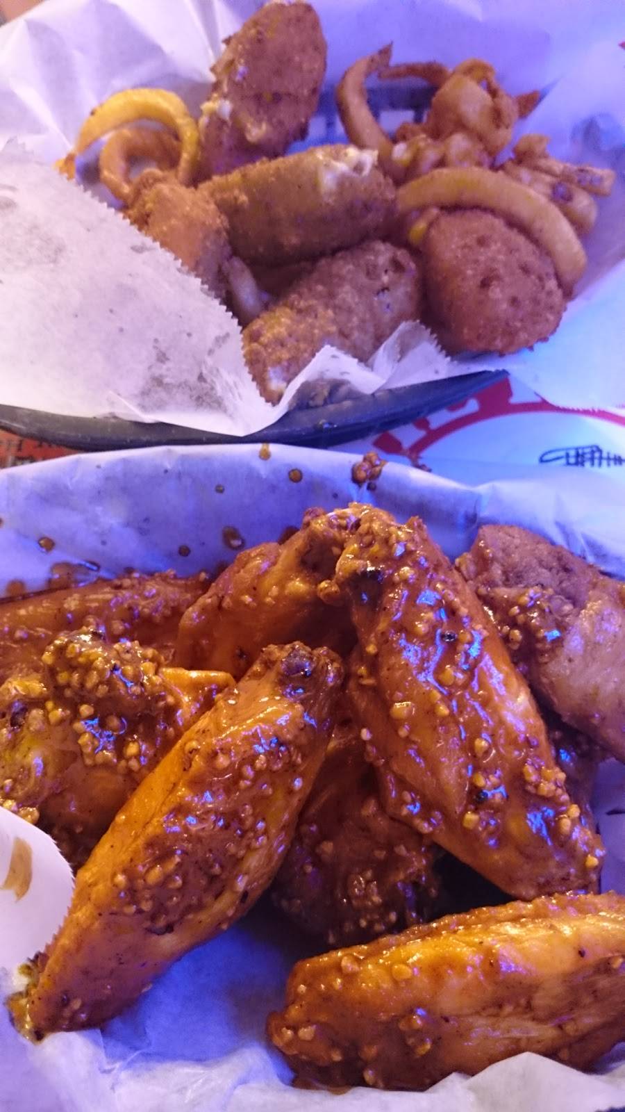 The Pour House | restaurant | 1930 Williston Rd Ste 5, South Burlington, VT 05403, USA | 8028623653 OR +1 802-862-3653