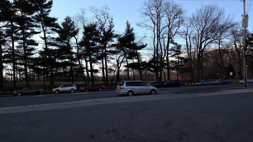 BP | restaurant | 1 E 233rd St, The Bronx, NY 10470, USA | 7186542288 OR +1 718-654-2288