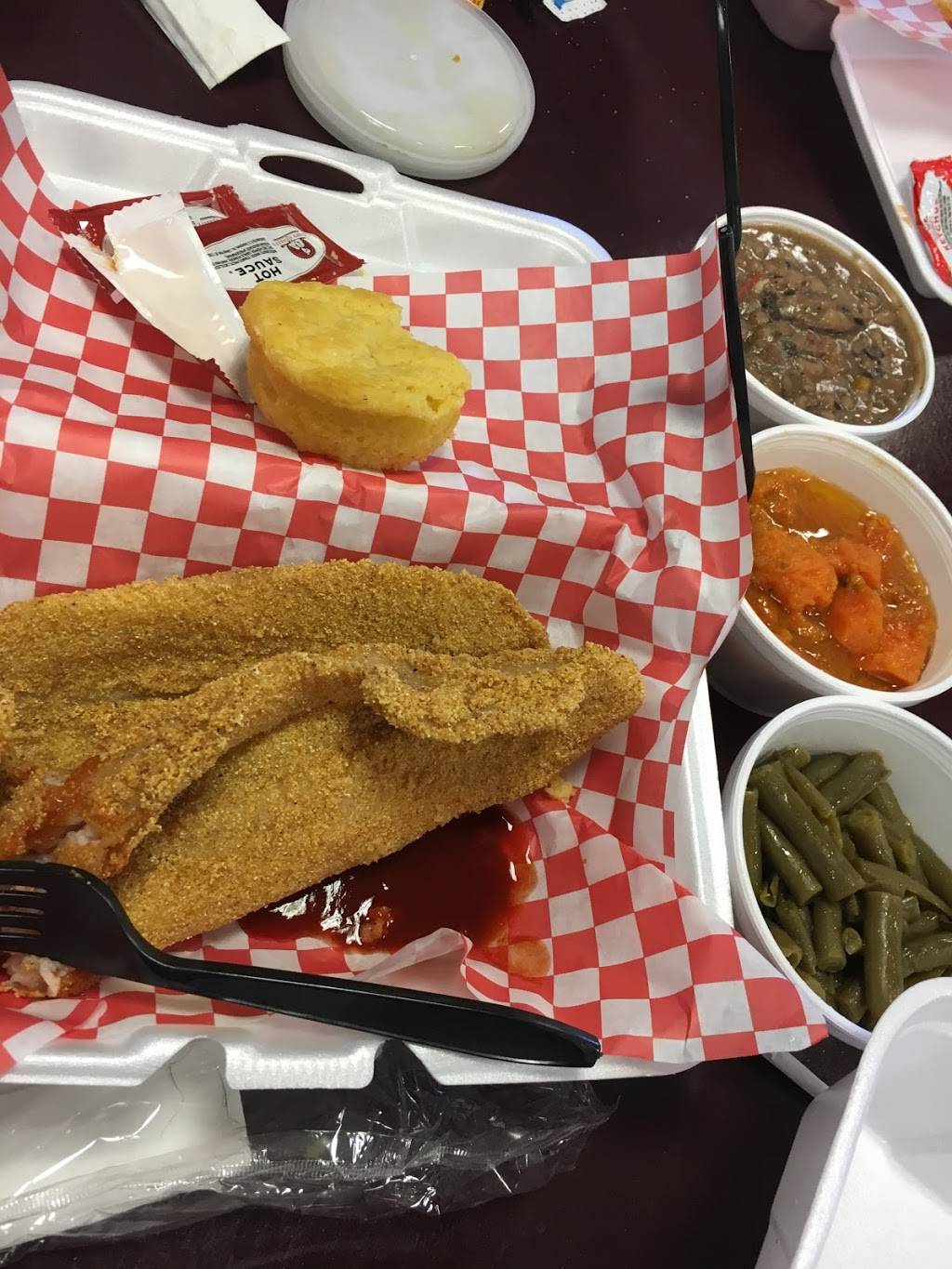 Charlynes Rib-Shack | restaurant | 3270 Northgate Blvd, Sacramento, CA 95833, USA | 9165148984 OR +1 916-514-8984