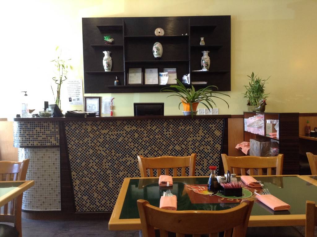 Happy China Cafe | restaurant | 4001 S Sam Houston Pkwy E #135, Houston, TX 77047, USA | 7137332700 OR +1 713-733-2700