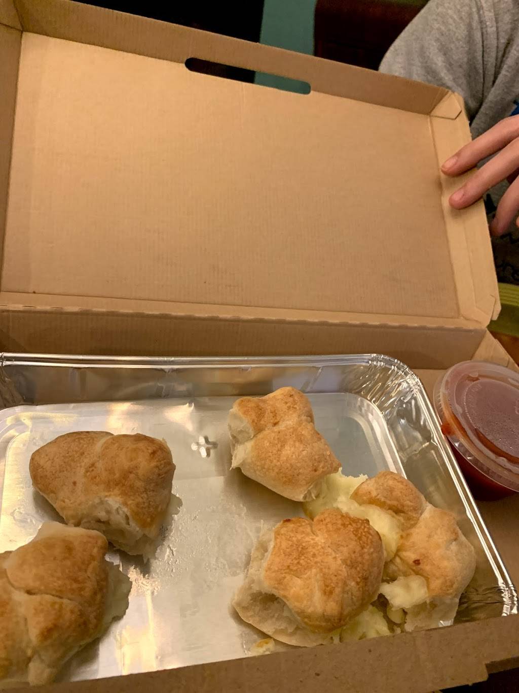 Pizza Hut | meal delivery | 2202 8th Ave, Plattsmouth, NE 68048, USA | 4022963222 OR +1 402-296-3222