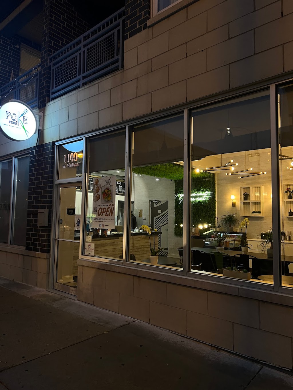 Poke Poké | restaurant | 1100 W Madison St, Chicago, IL 60607, USA | 3129292696 OR +1 312-929-2696