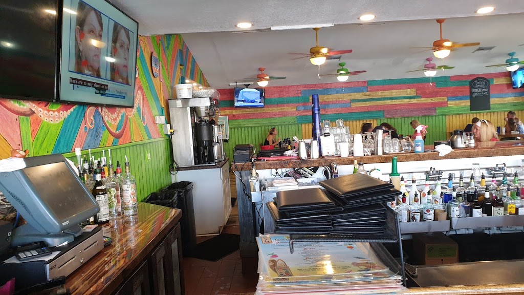 The Reef | restaurant | 14701 Gulf Blvd, Madeira Beach, FL 33708, USA | 7279543402 OR +1 727-954-3402