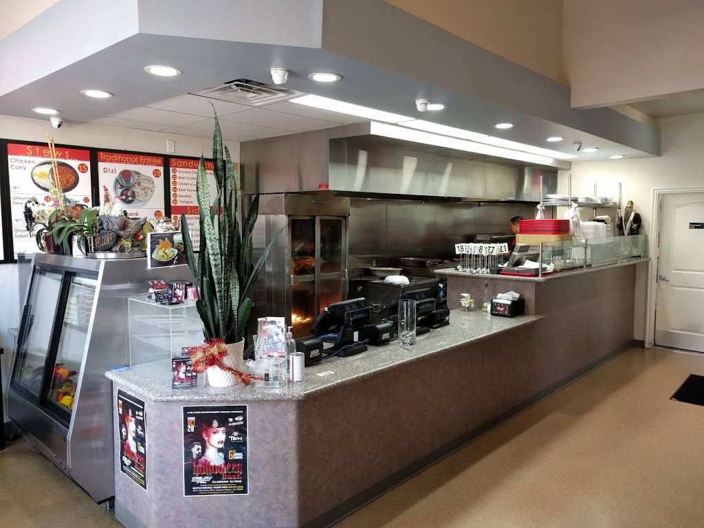 Hen House Grill | restaurant | 4515 Campus Dr, Irvine, CA 92612, USA | 9497862000 OR +1 949-786-2000