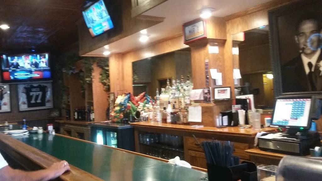 Casseses MVR | restaurant | 410 N Walnut St, Youngstown, OH 44505, USA | 3307467067 OR +1 330-746-7067