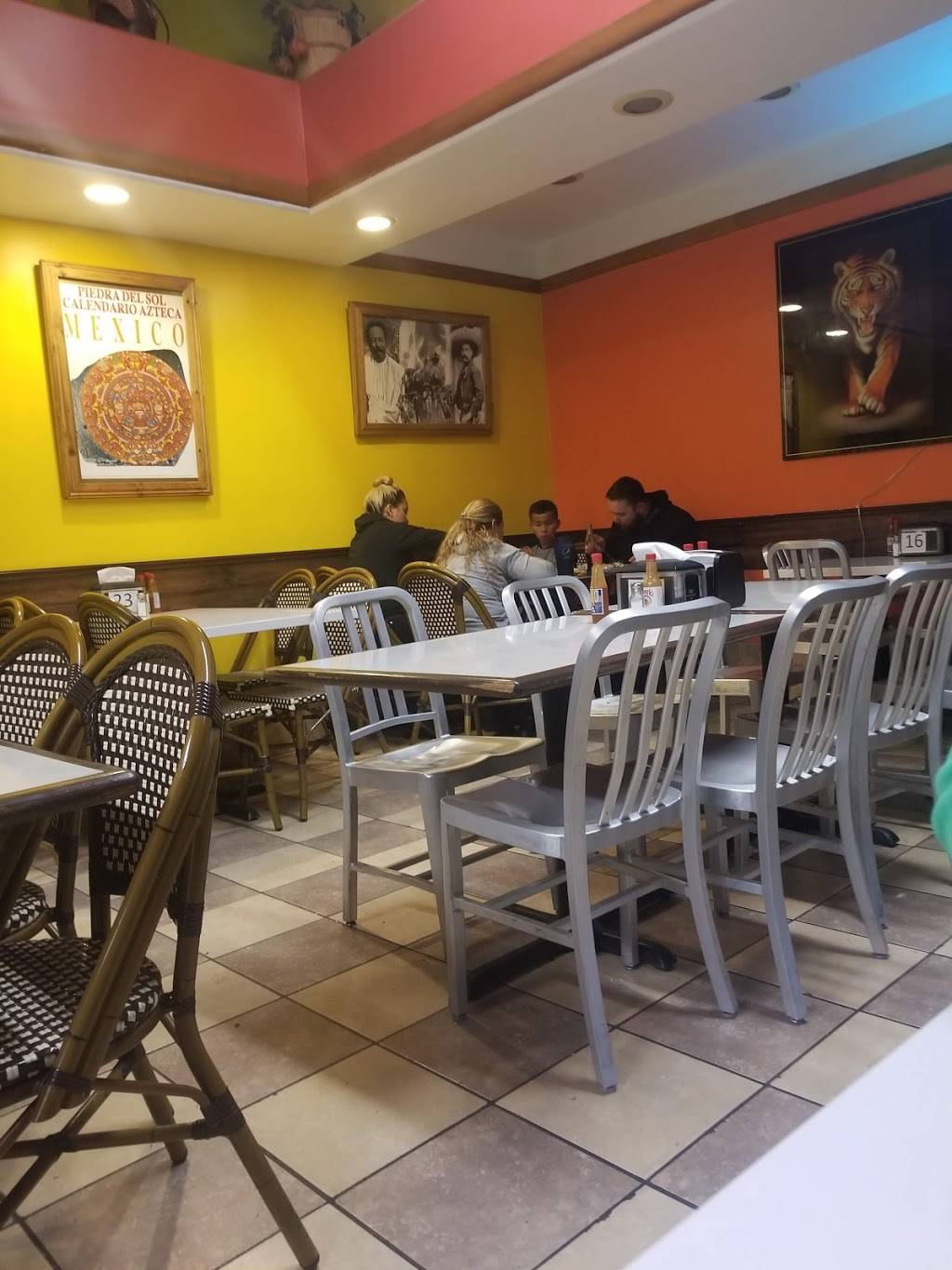 Tortas El Rey | restaurant | 1811 N 24th St, Phoenix, AZ 85008, USA | 6022751605 OR +1 602-275-1605