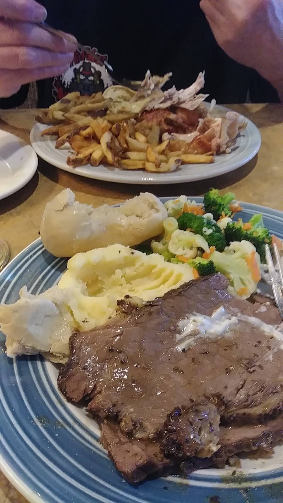 Swiss Chalet Rotisserie & Grill | restaurant | 500 Manning Rd RR #1, Windsor, ON N8N 5H3, Canada | 5197393101 OR +1 519-739-3101