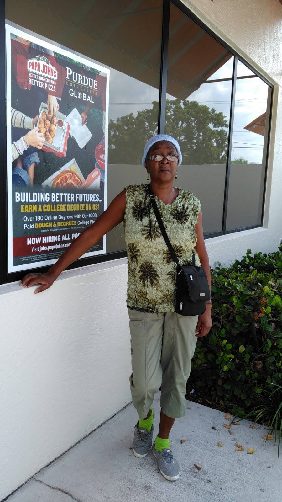 Papa Johns Pizza | restaurant | 5850 W Atlantic Ave Suite 142, Delray Beach, FL 33484, USA | 5618652025 OR +1 561-865-2025